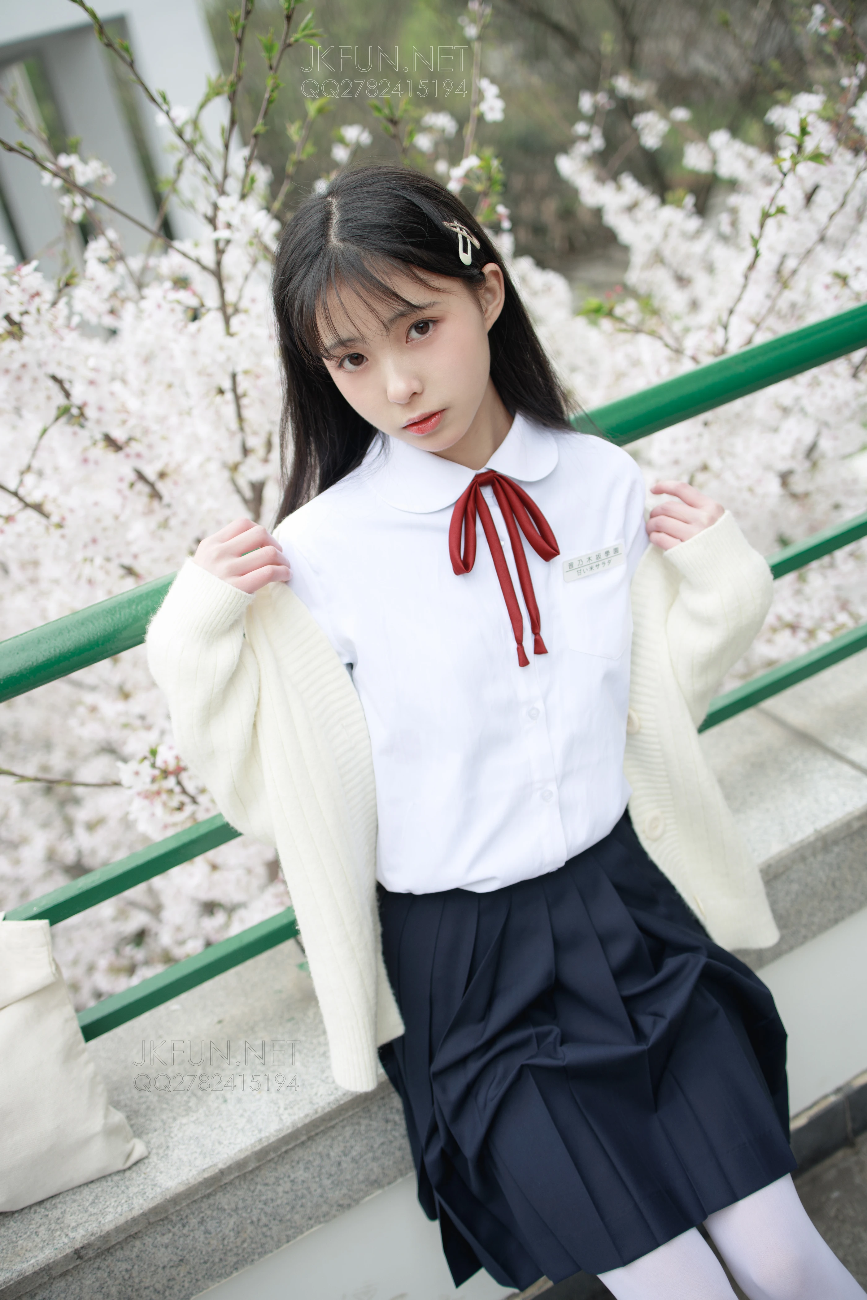 森萝财团 [JKFUN-001] 甜米 纯纯的白丝学妹 [127P 1V]插图